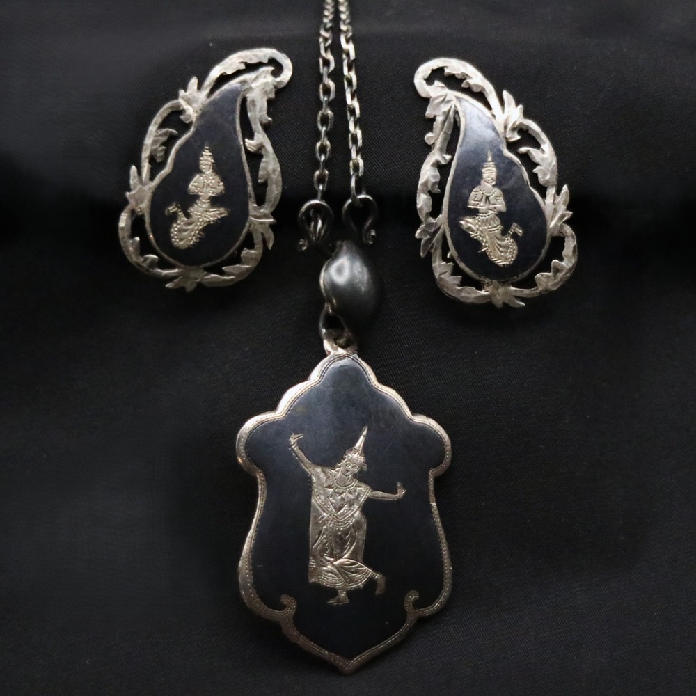 Vintage Siam Sterling Silver Niello Jewelry Set Necklace Clip On Earrings‎ Thai
